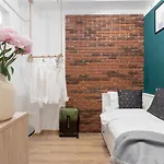 Ultra Central, 15 Sqm By Urbanesq ブカレスト